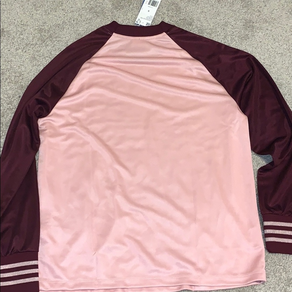 Adidas Top - Picture 4 of 4
